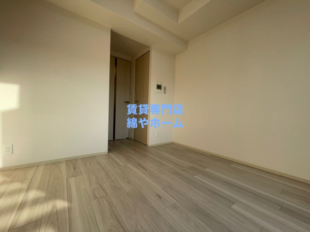 City Lux Namba Southの寝室|開放的な寝室です