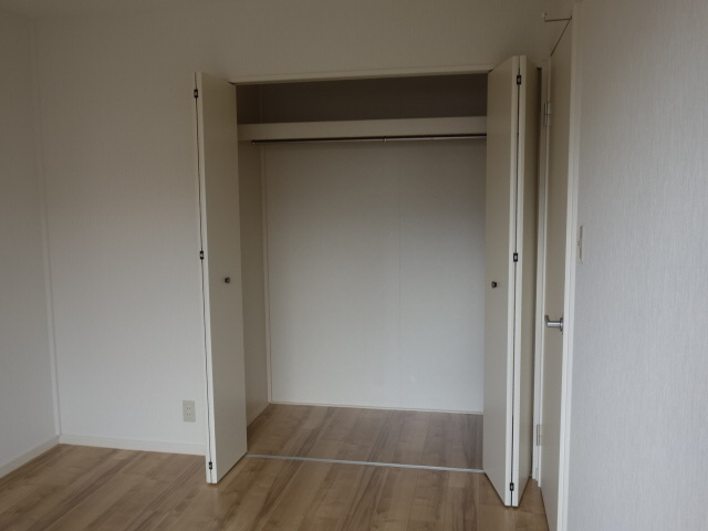 サンライフ雅 A棟の収納