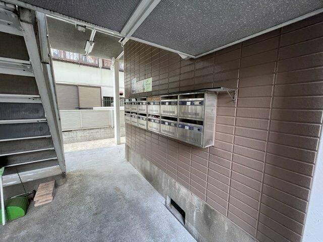 コトー三田のエントランス
