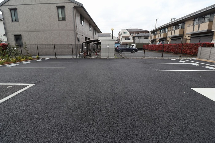 令和ハウス’21（レイワハウスニャンワン）の駐車場