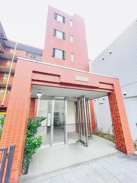 コーポフェニックス　Ｂのエントランス
