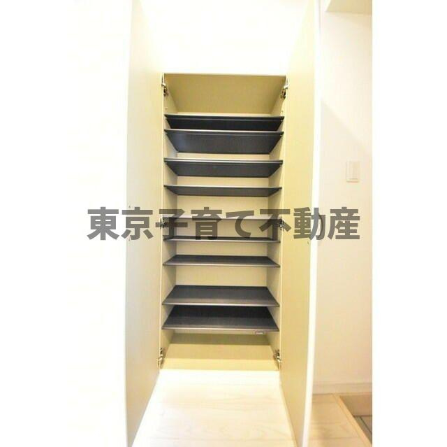 ラヴィエント浅草言問の玄関