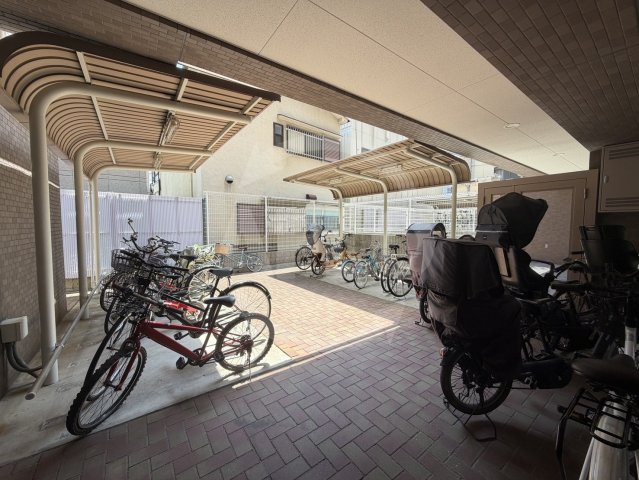 ボヌール関目　成育小学校区のその他共用部分|ボヌール関目　駐輪場