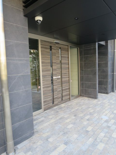 HY’s stage浅草今戸のエントランス