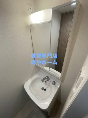 プレサンス大国町アドロッソの独立洗面台|独立洗面化粧台付き