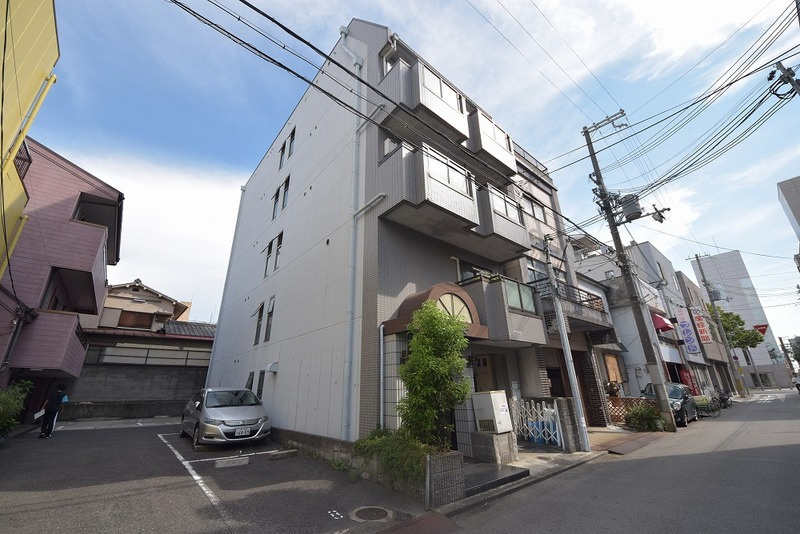 メゾンリオ