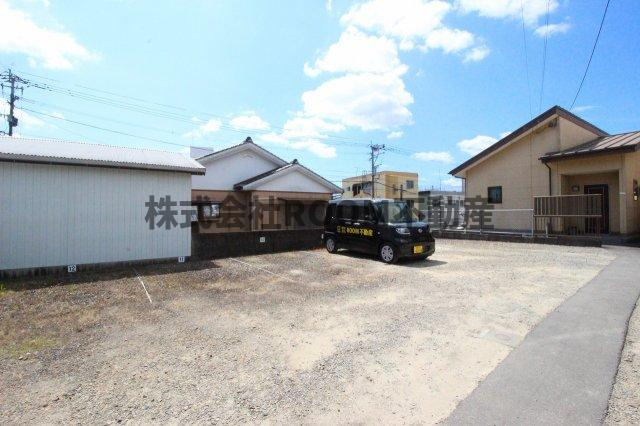児玉貸家の駐車場|駐車場があります