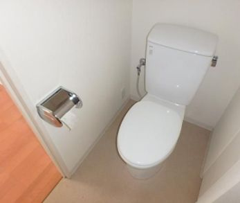 プライムアーバン池袋のトイレ|落ち着いたトイレです