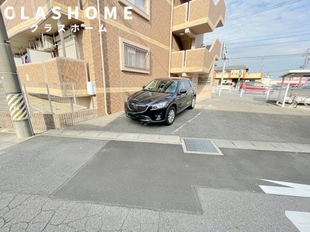 Lapis2　　刈谷市近郊の賃貸はクラスホームの駐車場
