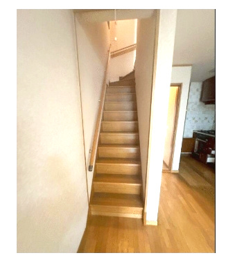 七軒町　店舗戸建の内装
