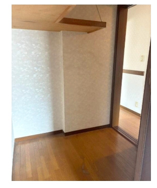 七軒町　店舗戸建の内装