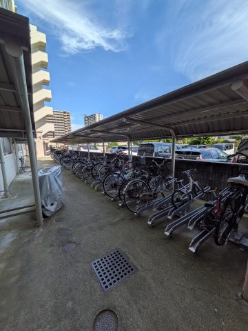 アーサー鳥栖駅グリーンパークスの駐輪場