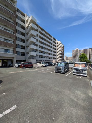 アーサー鳥栖駅グリーンパークスの駐車場