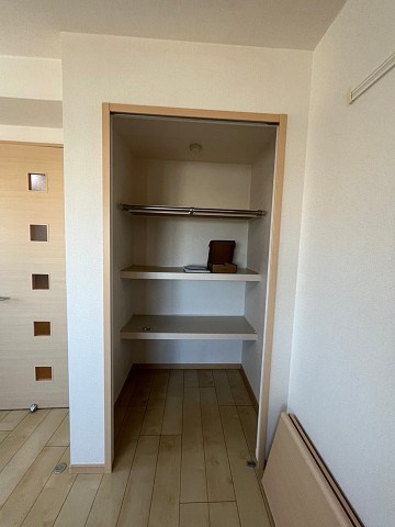 大阪市西淀川区野里２丁目の賃貸マンションの収納