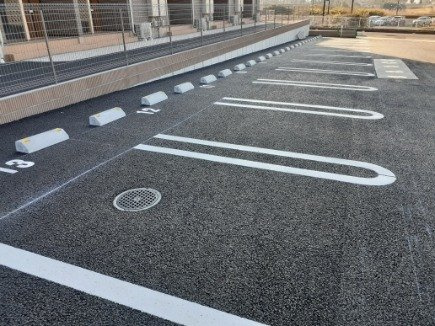 サン　スカイーＫの駐車場