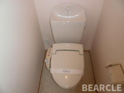 【トイレ】 | リバーサイド桂川B棟 | ゆったりとした空間のトイレです