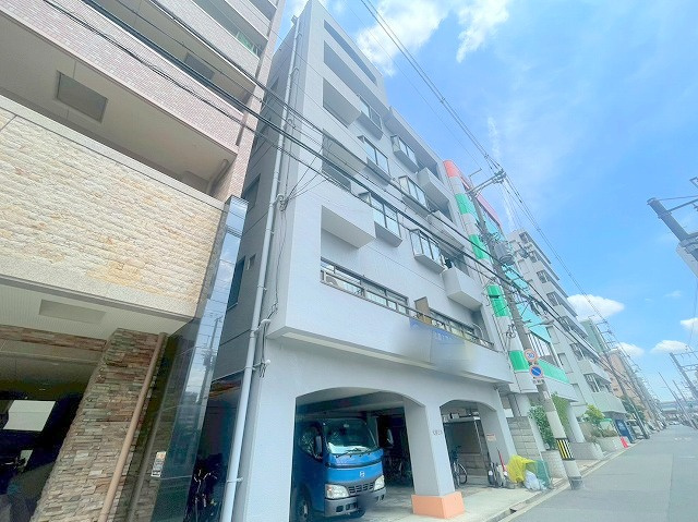 大屋ビルの外観
