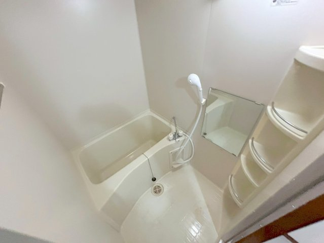 大屋ビルの浴室