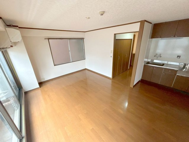 大屋ビルの居間・リビング