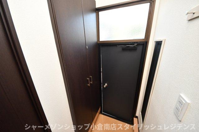 レガーロの玄関