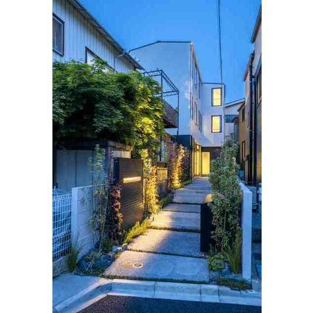 東新宿ハウスのエントランス