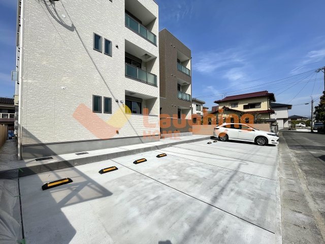 レガリストSJ花畑の駐車場|駐車場があります