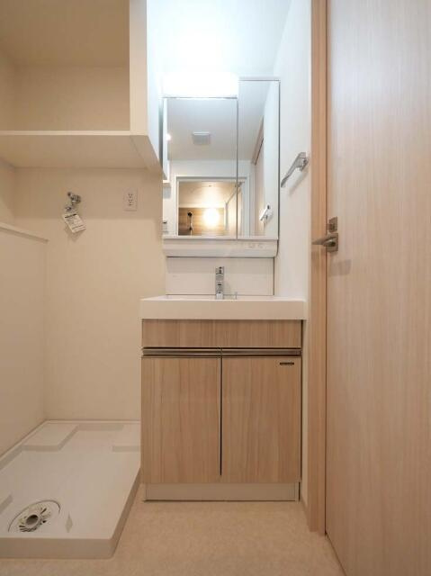 コンポジット渋谷本町の独立洗面台|独立洗面台です