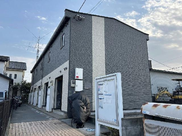 レオパレスパピーズスプリングの外観