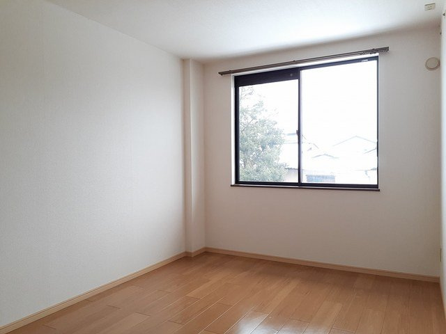 ＣＡＳＡ　ＡＶＡＮＴⅠの内装|明るい色調の室内です