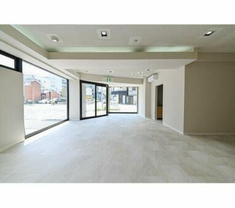 ＷＥＳＴ２１．ＢＬＤ