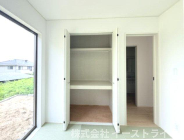 【新築戸建】　いわき市四倉町第19の収納|同社施工写真　和室には押入れが付いてるので、来客用の布団も収納できます！