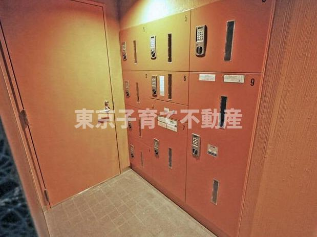ソレアード茗荷谷のロビー