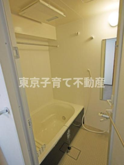ソレアード茗荷谷の浴室