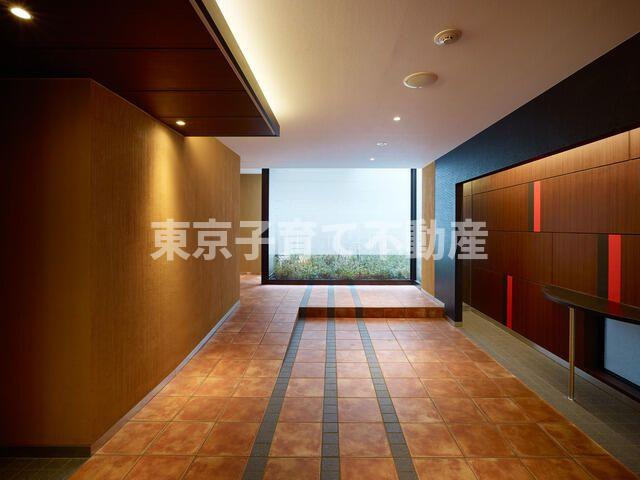 ソレアード茗荷谷のエントランス