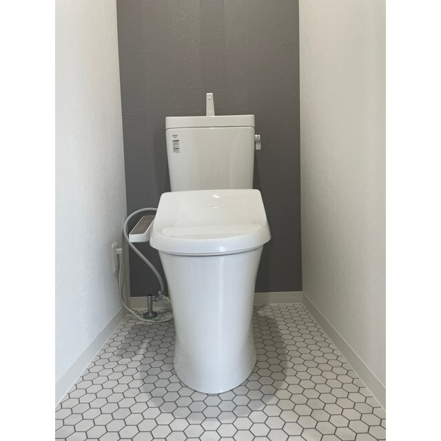 稲益ハイツのトイレ|シンプルで使いやすいトイレです