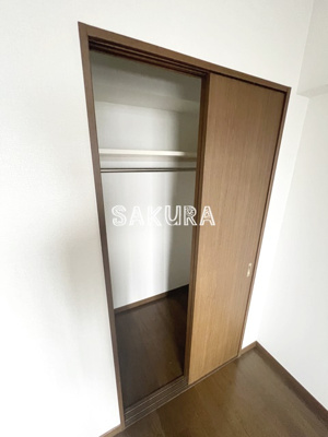 【収納】 | 日神パレステージ鴨居 | お荷物の多い方でも安心のクローゼット付き♪