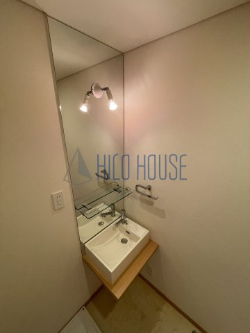 Ａ１ＦＬＡＴの収納