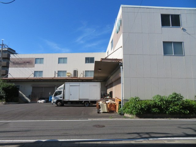 三郷市戸ケ崎２丁目の倉庫