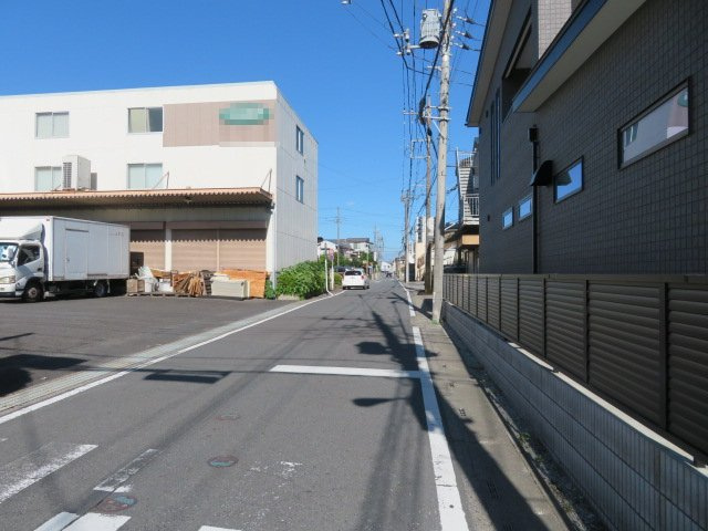 三郷市戸ケ崎２丁目の倉庫