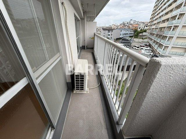 クローバーメゾン千里山のバルコニー