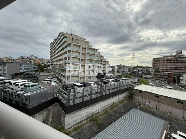 クローバーメゾン千里山の展望