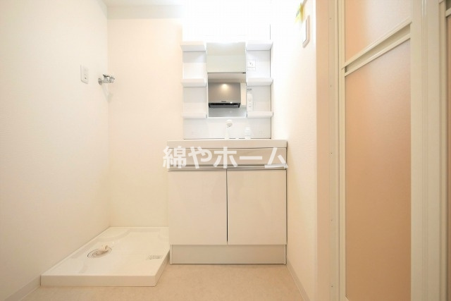 レクラン神路 の洗面所|脱衣スペースもあります