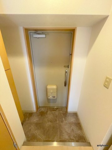 ウィルドゥ塚本　仲介手数料無料の玄関