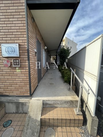 ハイツ　カリメラ のエントランス