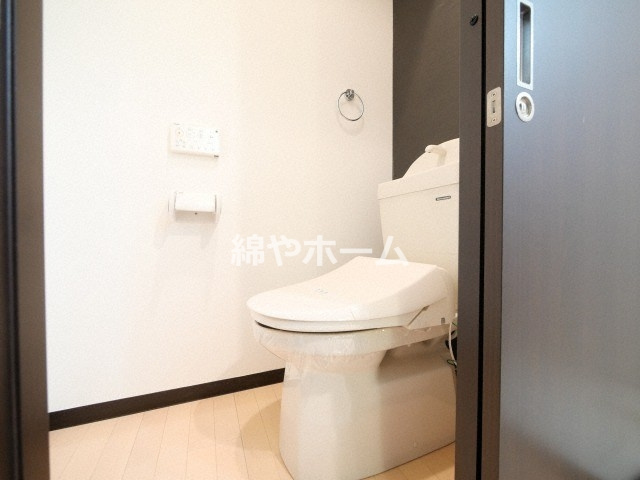 クイーンライフ東今里のトイレ|コンパクトで使いやすいトイレです
