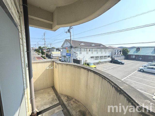 ヴィバ山城ハイツのバルコニー
