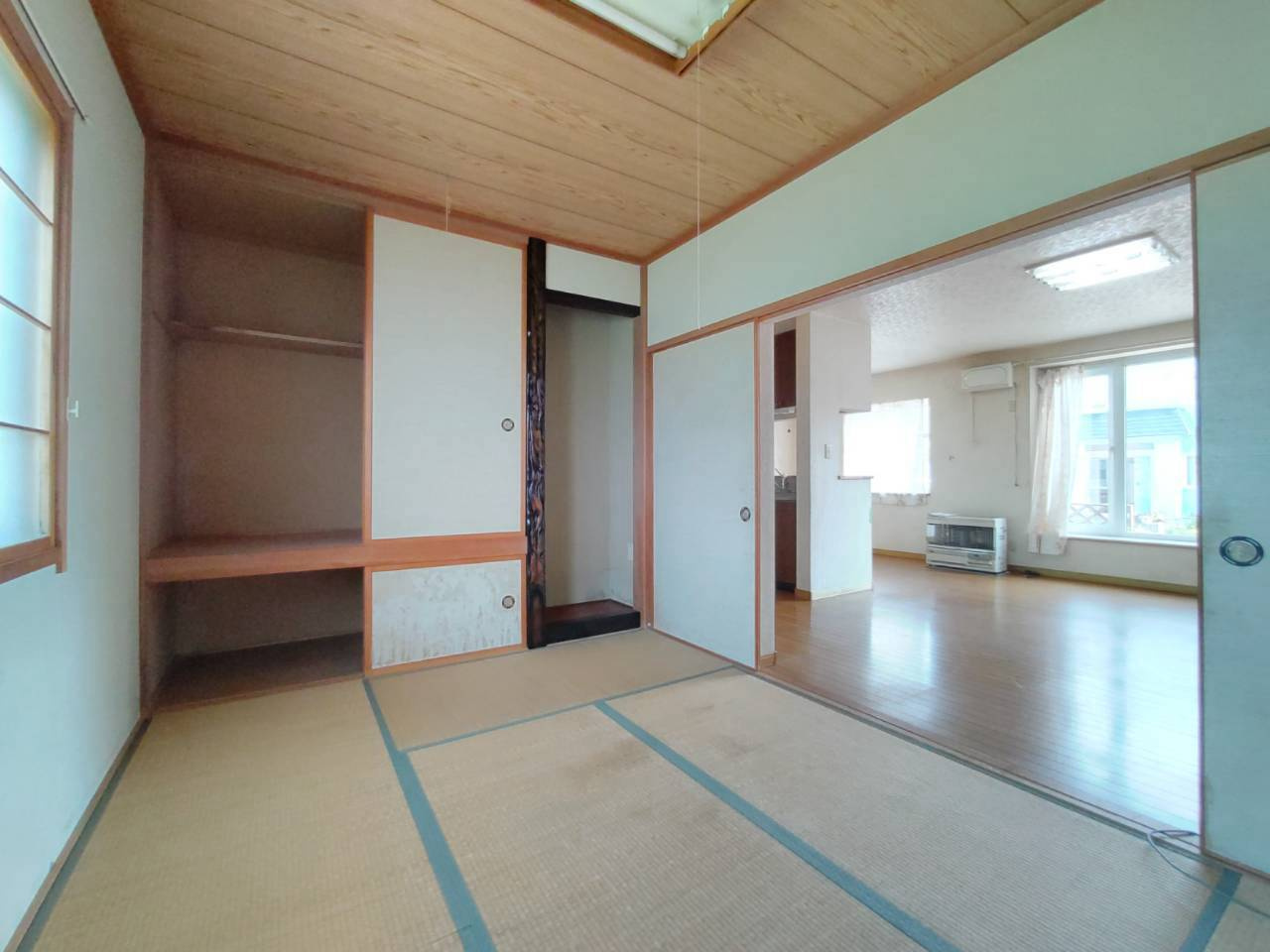 大楽毛南2丁目　中古住宅の和室|1階和室6帖