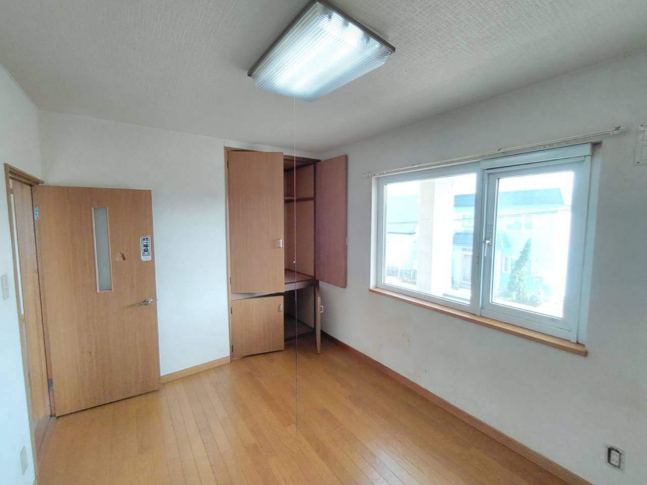 大楽毛南2丁目　中古住宅の洋室|2階洋室6帖