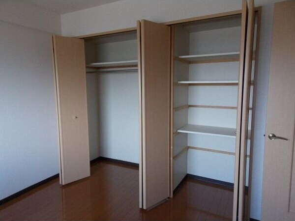 コンフォート園原の収納