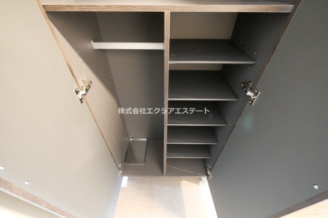 ベルンガーデン上本町の収納